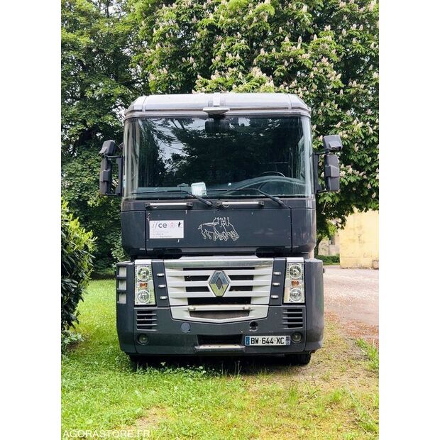 2007 Renault Magnum-47437561