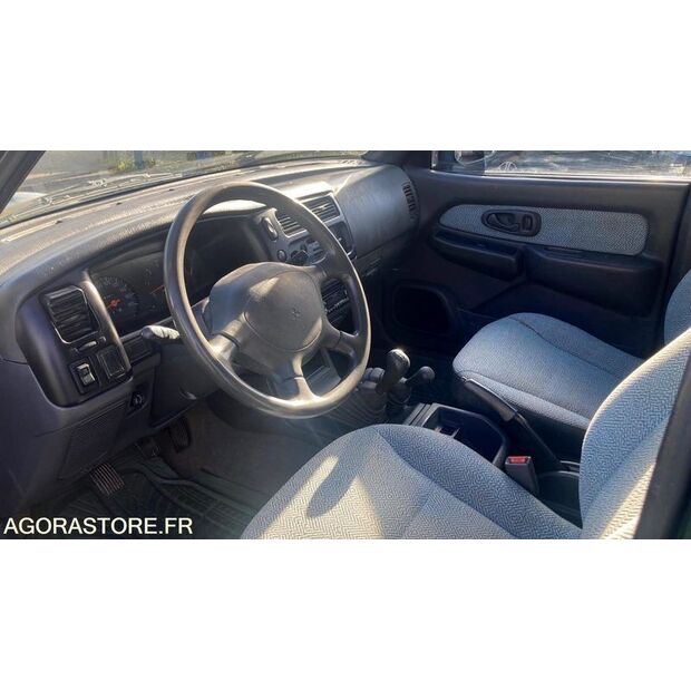 1999 MITSUBISHI L200-47437627