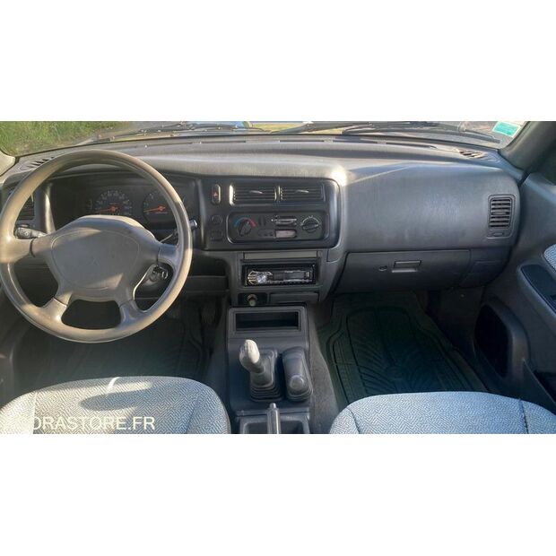1999 MITSUBISHI L200-47437629