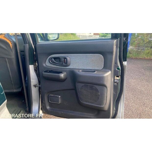 1999 MITSUBISHI L200-47437655