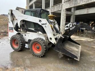 2025-bobcat-s300-47437816