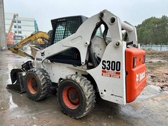 2025-bobcat-s300-47437818