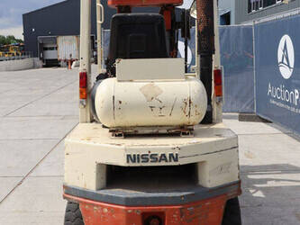 nissan-ph02a25u-1456824-47437856