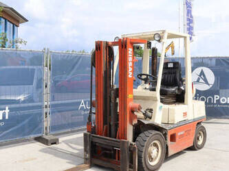 nissan-ph02a25u-1456824-47437860