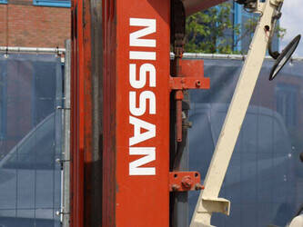nissan-ph02a25u-1456824-47437863