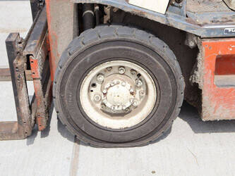 nissan-ph02a25u-1456824-47437865