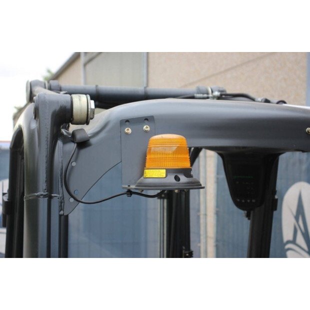 2017 Linde E16C-02-47437942