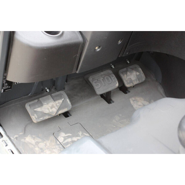 2017 Linde E16C-02-47437948