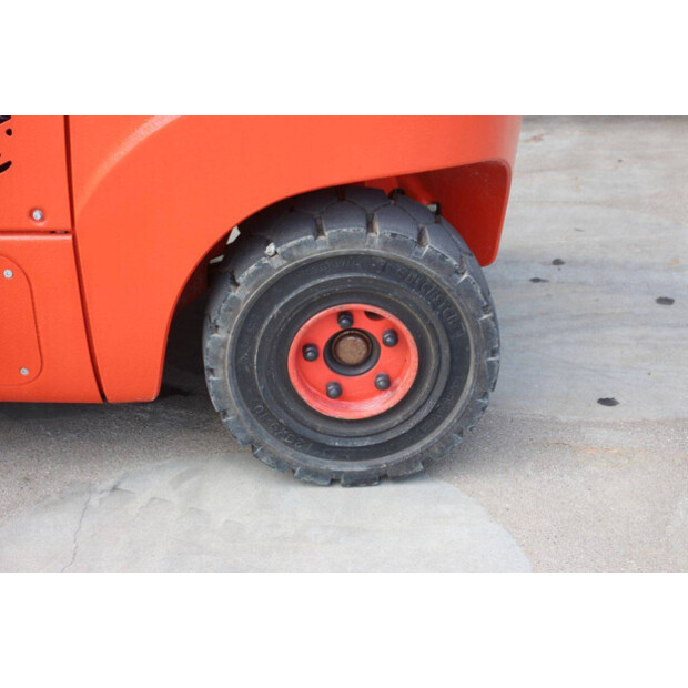 2013 Linde H30D-02-47438009