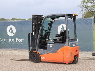 2014-toyota-8fbet16-1456834-47438175