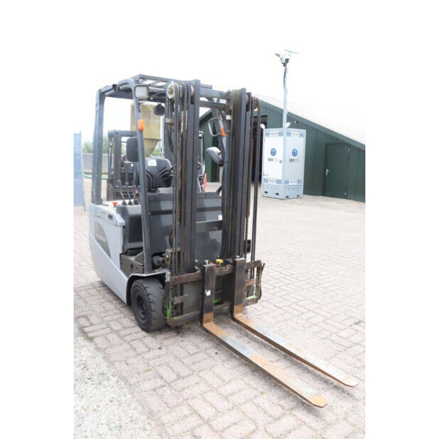 2011 NISSAN 1N1L18Q-47438296
