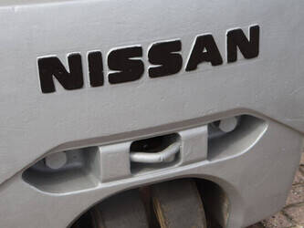 2011-nissan-1n1l18q-1456837-47438305