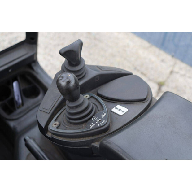 2005 Linde E30/03/600-47438392
