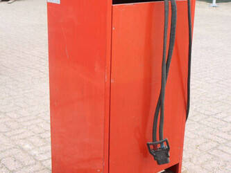 2005-linde-e30-03-600-1456839-47438403