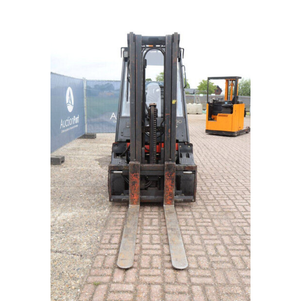 2011 Fenwick-Linde E30-03/600-47438415