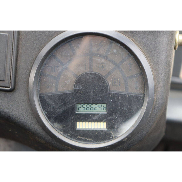 2011 Fenwick-Linde E30-03/600-47438431
