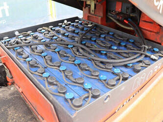 2011-fenwick-linde-e30-03-600-1456840-47438437