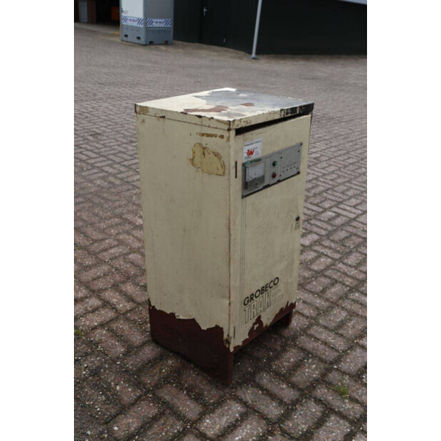 2011 Fenwick-Linde E30-03/600-47438446