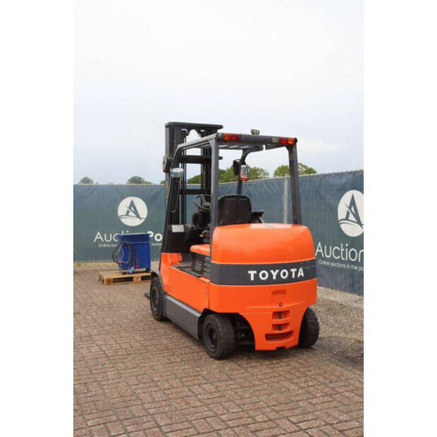 2010 Toyota 7FBMF35-47438489