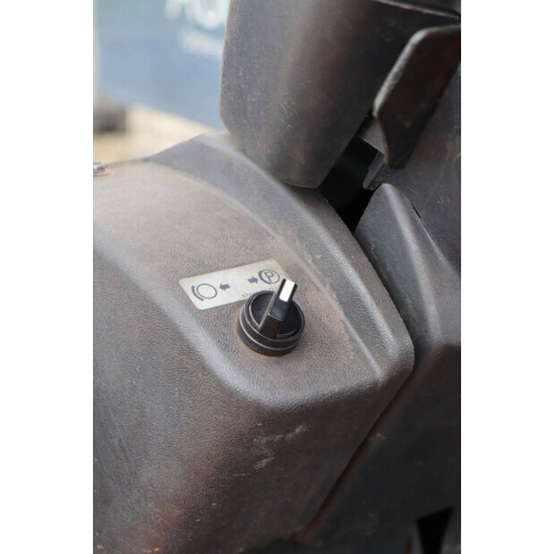 2010 Toyota 7FBMF35-47438509