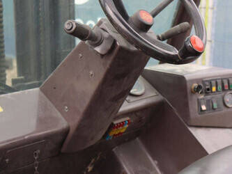 2005-manitou-mh25-4-47438545
