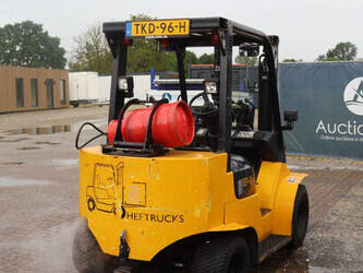 2011-toyota-bsp-12-47438605