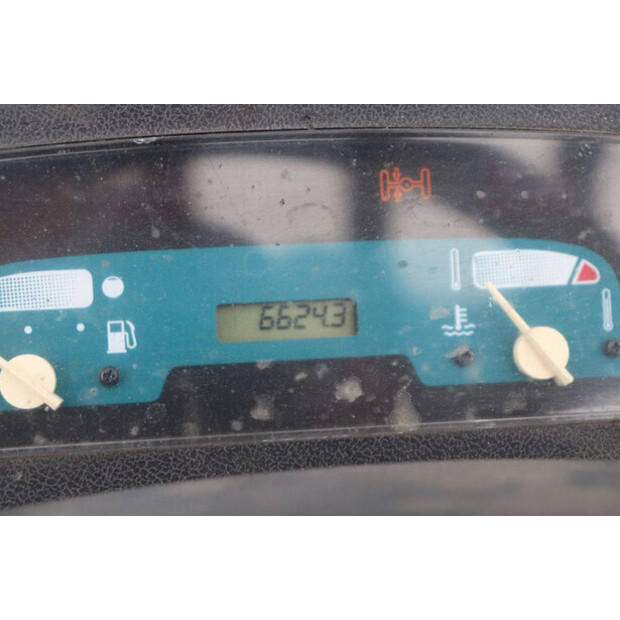 2011 تويوتا BSP-12-47438629