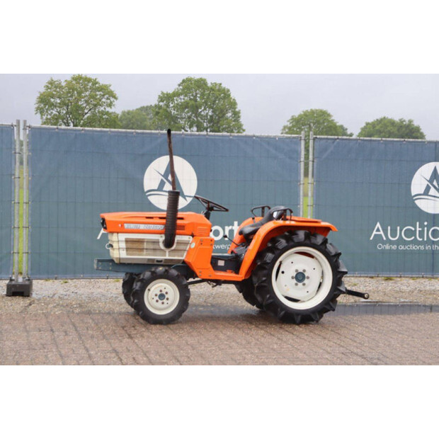 KUBOTA B1600DT-47438635