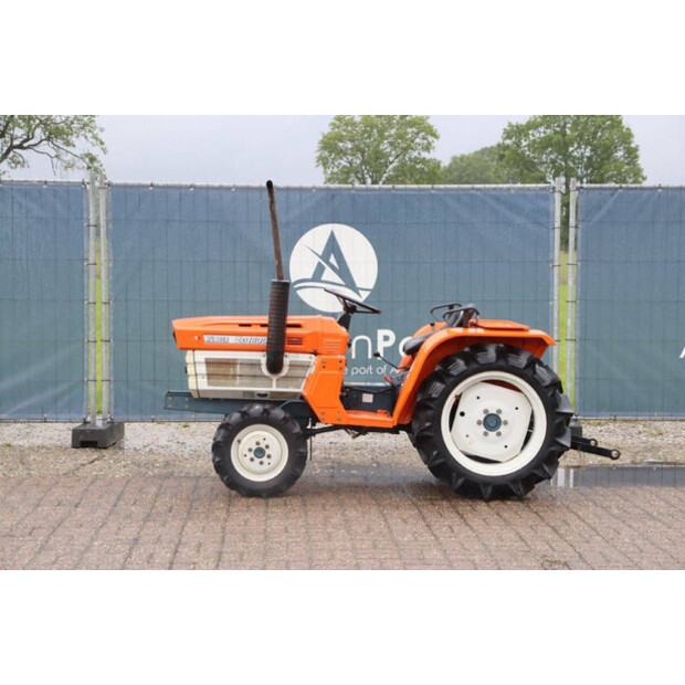 KUBOTA B1600DT-47438636
