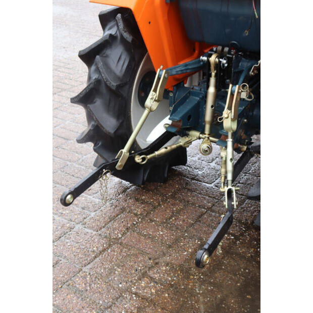 KUBOTA B1600DT-47438652