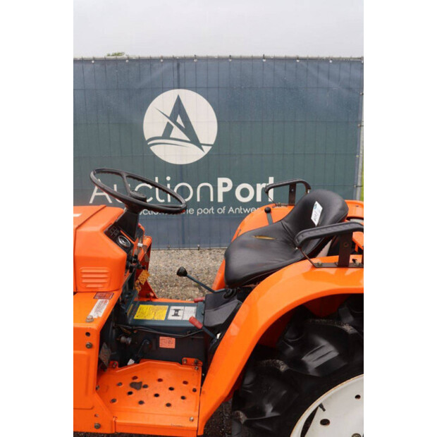 KUBOTA B1600DT-47438655