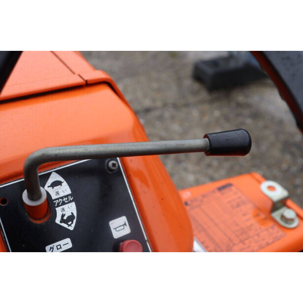 KUBOTA B1600DT-47438661