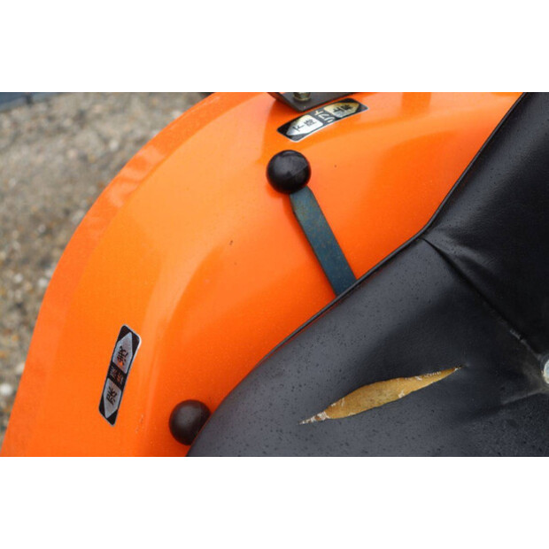 KUBOTA B1600DT-47438663
