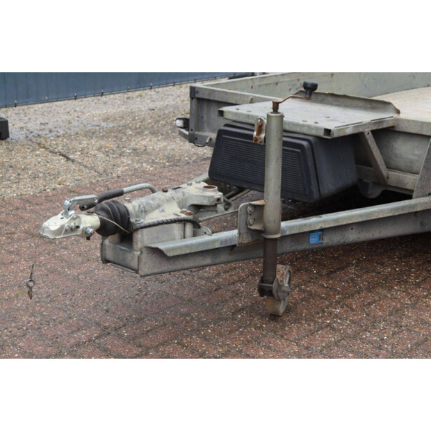 2013 Knott GmbH KFG35-47438696