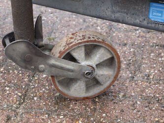 2013-knott-gmbh-kfg35-47438698