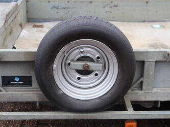 2013-knott-gmbh-kfg35-47438699