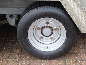 2013-knott-gmbh-kfg35-47438702