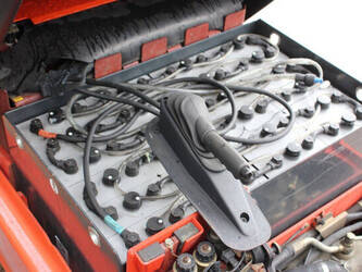 2001-linde-e14-02-1456854-47438904
