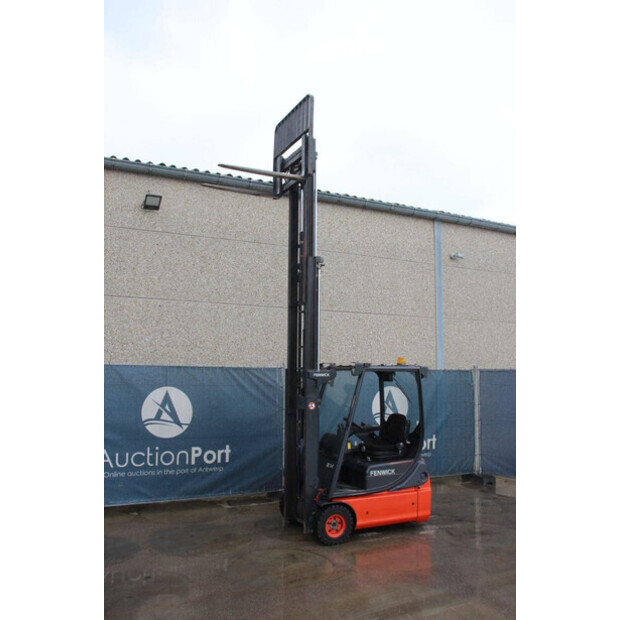 2001 Linde E14-02-47438913