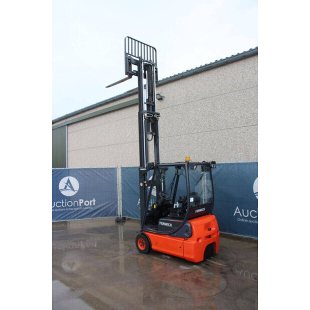 2001 Linde E14-02-47438915