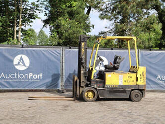 Image for LIFTS 2011 Hyster E5.50XL