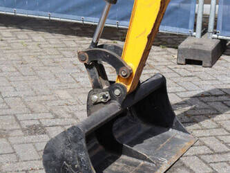 2018-jcb-19c-1-1456864-47439145