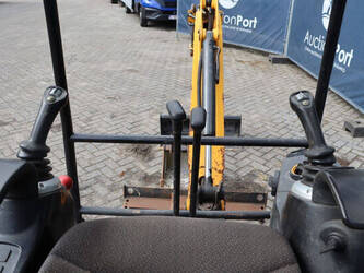 2018-jcb-19c-1-1456864-47439155