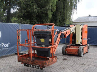 2014-jlg-f300a-jp-47439180