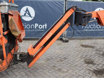 2014-jlg-f300a-jp-47439186