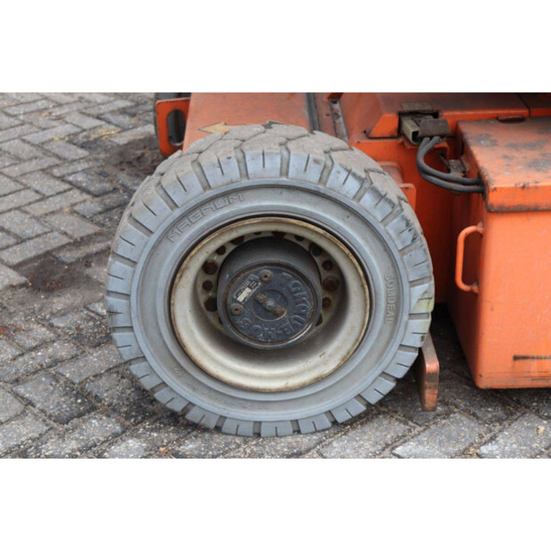 2014 JLG F300A.JP-47439189
