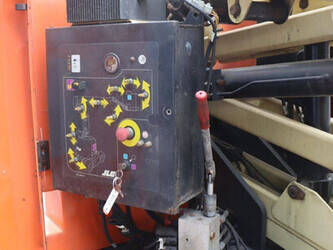 2014-jlg-f300a-jp-47439195