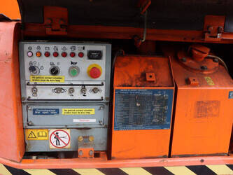 2008-hitachi-hx99b-2-1456867-47439252