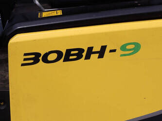 2014-hyundai-30bh-9-1456871-47439369