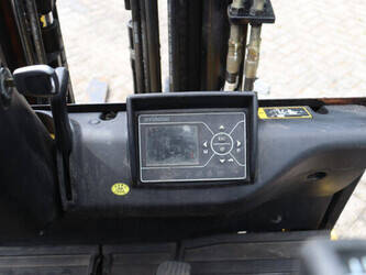 2014-hyundai-30bh-9-1456871-47439379